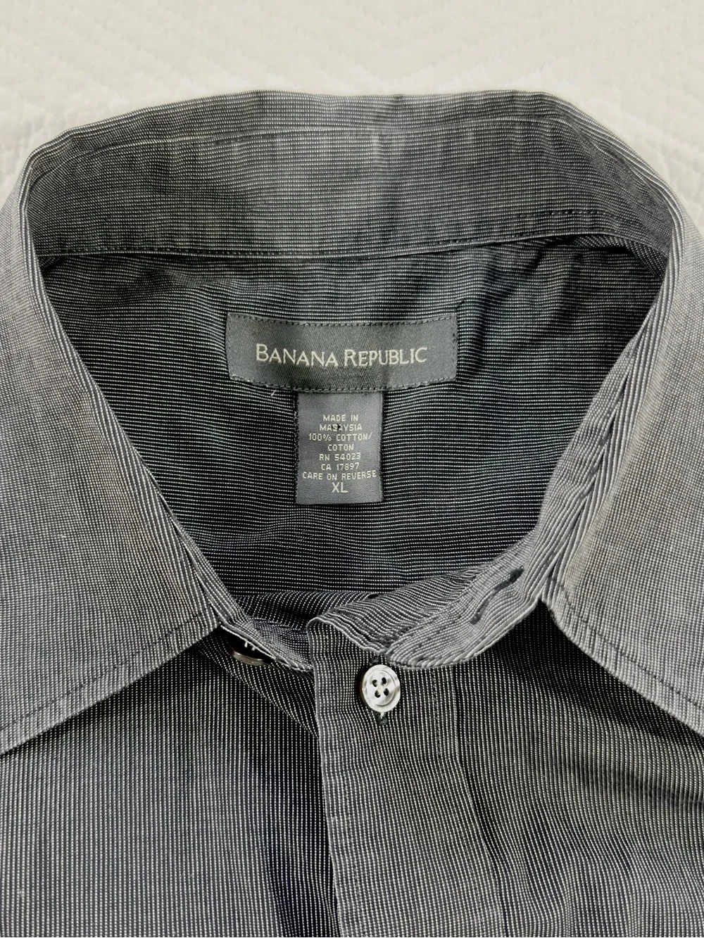 Banana Republic Charcoal Gray Long-Sleeve Button-Down Shirt
